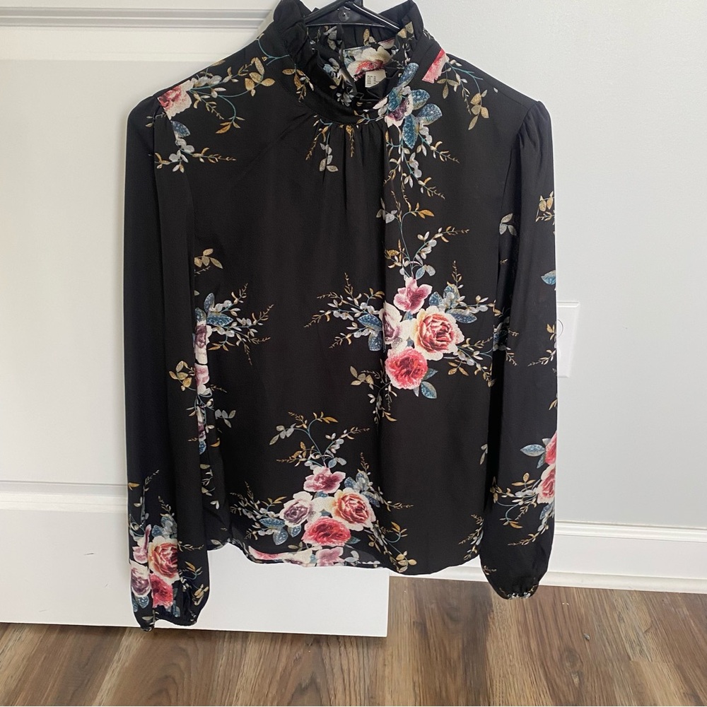 Amazon Black and Pink Long Sleeve High Low Blouse